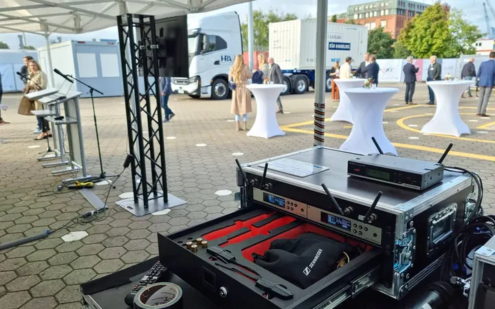 Mikrofone und Lautsprecher mieten